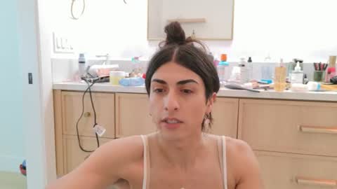 Snapshot of tgirltoesx chatting on May 2026 06:36:01 PM babygirlmami online show from May 2026 06:36:01 PM