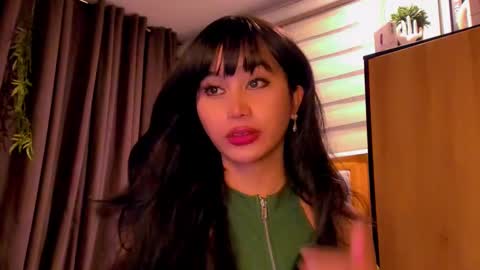 th3r3sa online show from March 2025 05:25:01 PM