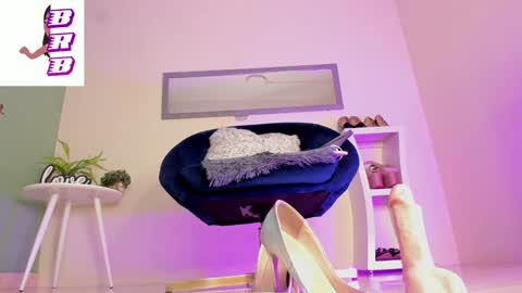 Thais online show from January 2025 03:31:02 PM