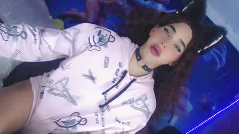 Thalia Girl online show from February 2025 09:36:02 PM