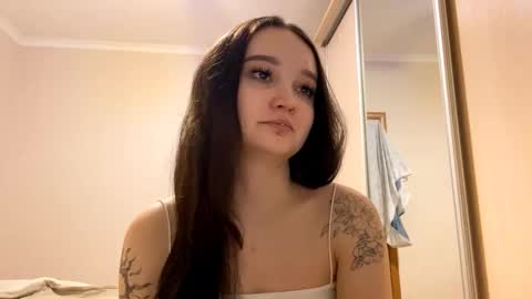 Yumi online show from February 2026 04:35:02 PM