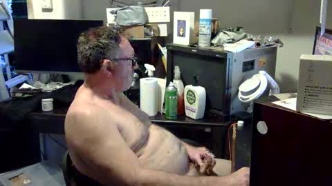 thang5545 online show from October 2025 05:28:01 AM