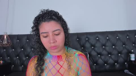 thara webstter online show from January 2025 11:42:02 AM