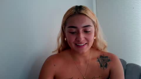 Snapshot of thatgirl2003 chatting on July 2026 06:54:01 PM online show from July 2026 06:54:01 PM