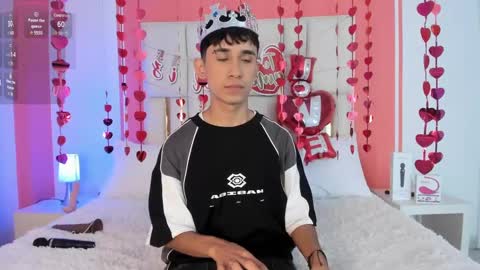 Thayler  online show from February 2025 11:23:02 AM