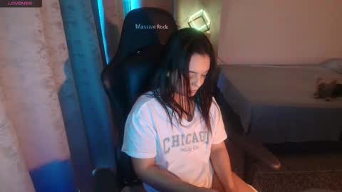 Paola online show from November 2025 10:09:02 PM