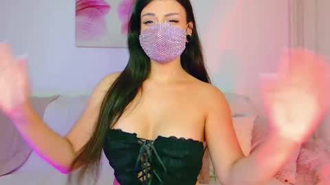Snapshot of the__sabenna chatting on September 2025 04:34:02 PM Madina online show from September 2025 04:34:02 PM