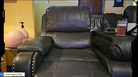 the_alpha_dog_xxx online show from February 2025 05:47:02 PM