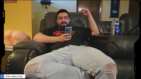 the_alpha_dog_xxx online show from February 2025 07:44:01 PM