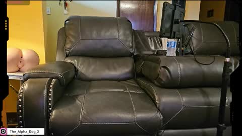 the_alpha_dog_xxx online show from February 2026 06:04:02 PM