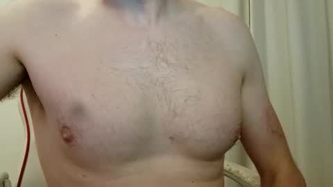 Snapshot of the_hard_baguette chatting on March 2026 12:27:02 AM La Baguette dure online show from March 2026 12:27:02 AM