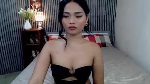 IG Lisa Avery Monroe online show from December 2025 12:48:02 AM