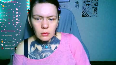 the_ice_owl online show from November 2025 02:44:02 AM