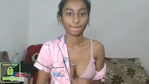 Suzan Sexy online show from January 2025 05:11:01 AM