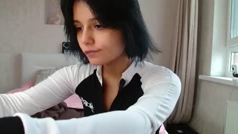 Snapshot of the_slutty_fox chatting on June 2026 01:43:02 PM the_slutty_fox online show from June 2026 01:43:02 PM