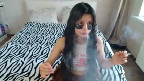Snapshot of the_slutty_fox chatting on June 2026 08:27:01 AM the_slutty_fox online show from June 2026 08:27:01 AM