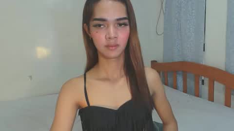 thea121698 online show from October 2025 06:02:02 AM