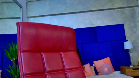 TheaGlow online show from April 2026 05:06:01 AM