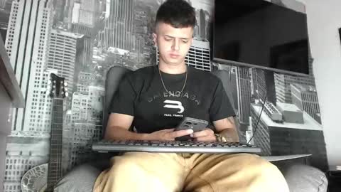 Miguel Angel online show from December 2024 03:37:01 AM