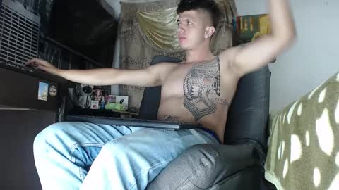 Miguel Angel online show from February 2025 04:04:01 AM