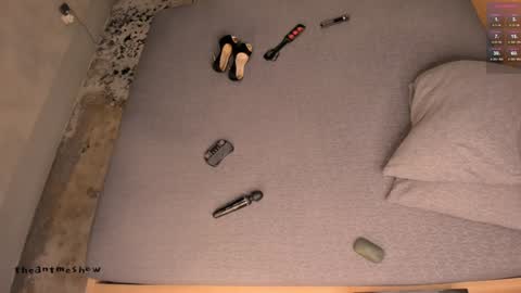 Anny online show from September 2025 07:05:01 PM