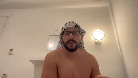 thearabboy98 online show from January 2025 11:00:01 PM