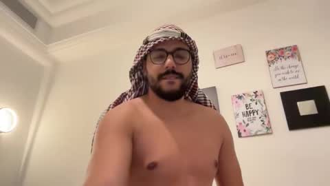thearabboy98 online show from February 2025 04:58:02 PM