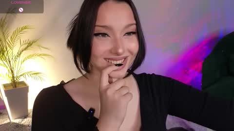 Lucy online show from October 2025 12:15:02 PM