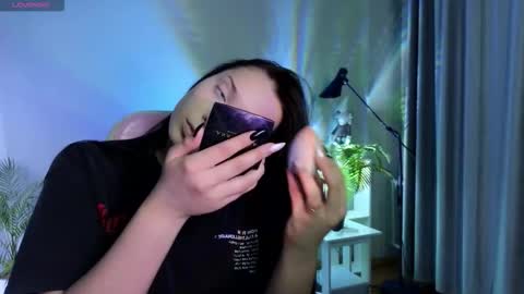 Lucy online show from October 2025 12:06:01 PM