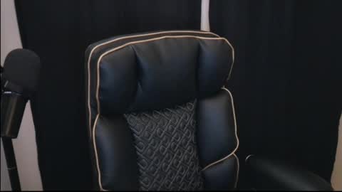 The Bear King online show from April 2026 01:05:01 AM