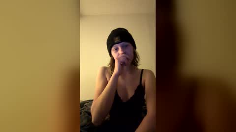 theborderline14 online show from February 2026 05:19:02 AM