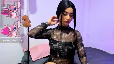 TheChicaNextDoor  online show from December 2025 05:21:01 PM