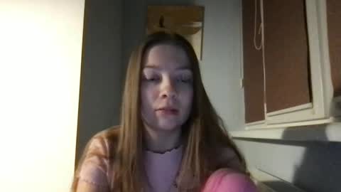 Snapshot of thecrystal chatting on February 2025 04:57:01 PM Crystal online show from February 2025 04:57:01 PM