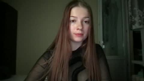 Snapshot of thecrystal chatting on September 2025 06:18:02 PM Crystal online show from September 2025 06:18:02 PM