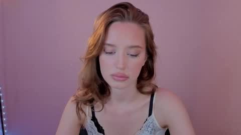 Olivia online show from May 2026 07:11:01 PM