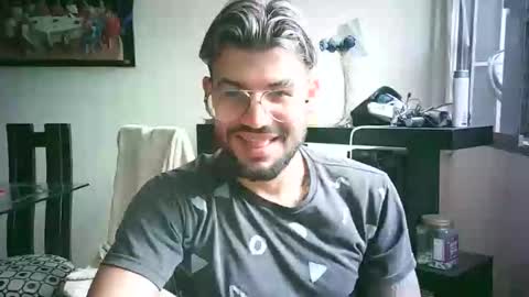 thedragonboyxxx online show from April 2026 03:26:01 PM