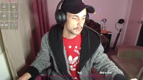 Snapshot of thee_ricky_lee chatting on April 2026 07:45:01 AM RickyLee online show from April 2026 07:45:01 AM