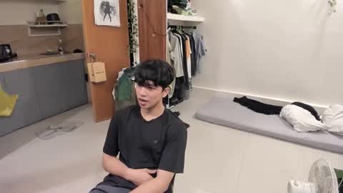 Green online show from October 2025 03:21:02 PM