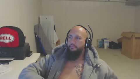 thehawaiian93 online show from December 2025 12:04:01 AM