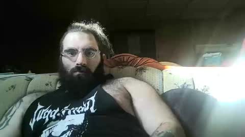 Snapshot of theironbulll chatting on April 2026 08:51:02 PM Iron online show from April 2026 08:51:02 PM