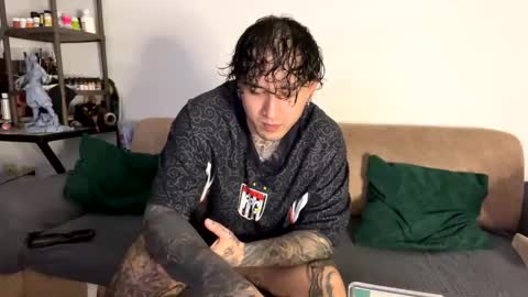 Tyler  Ada online show from October 2025 01:06:02 AM