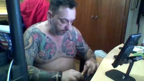 Snapshot of thekier chatting on December 2024 01:58:01 PM thekier online show from December 2024 01:58:01 PM