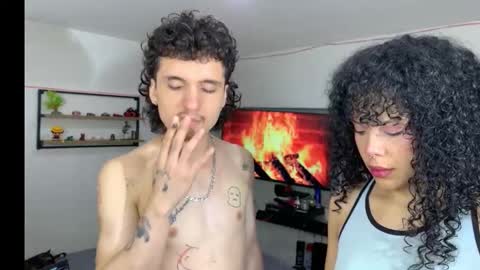 theking11220 online show from December 2025 10:28:02 PM