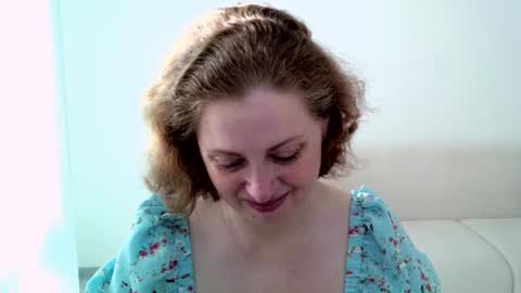 Ella online show from March 2025 07:45:01 AM