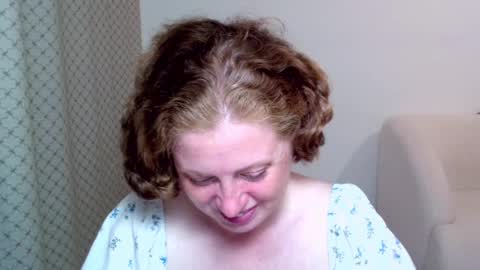 Ella online show from September 2025 07:14:01 PM