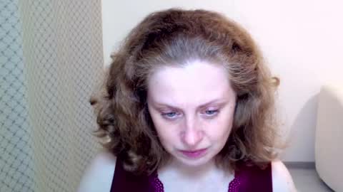 Snapshot of theladysblush chatting on May 2026 06:42:02 PM Ella online show from May 2026 06:42:02 PM