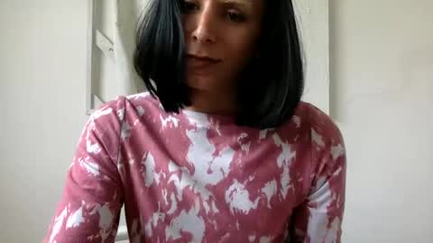 Lucy Lucy online show from February 2025 05:18:02 PM