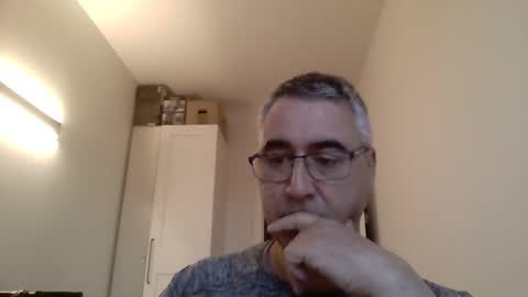 Themohican online show from April 2026 06:19:01 PM