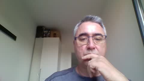 Snapshot of themohican chatting on April 2026 01:36:01 PM Themohican online show from April 2026 01:36:01 PM