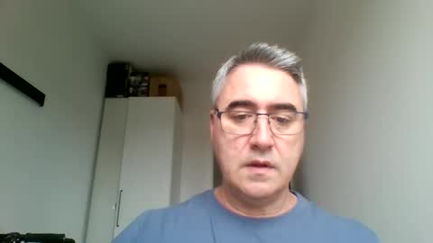 Snapshot of themohican chatting on May 2026 08:52:02 AM Themohican online show from May 2026 08:52:02 AM